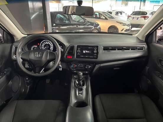 HONDA-HR-V-2016
