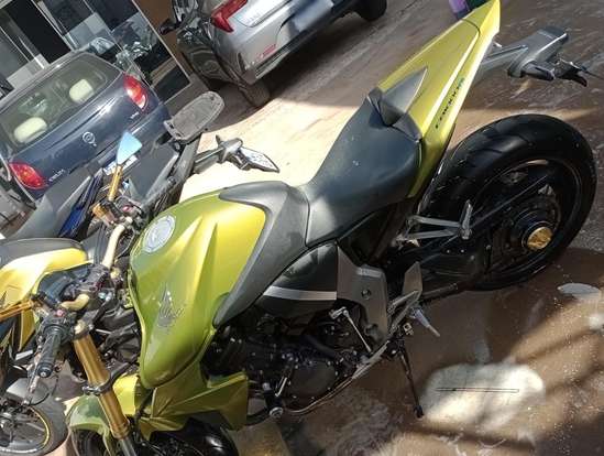 HONDA-CB 1000R-2012