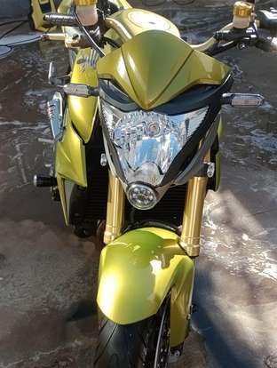 HONDA-CB 1000R-2012