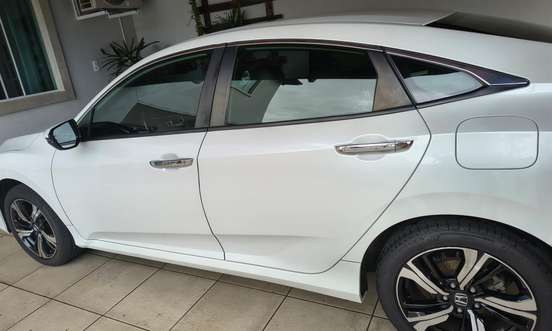HONDA-CIVIC-2017