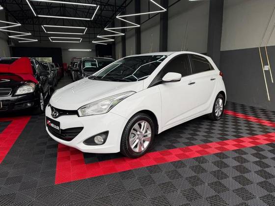 HYUNDAI HB20 1.6 PREMIUM 16V FLEX 4P AUTOMÁTICO