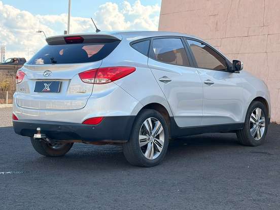 HYUNDAI-IX35-2016