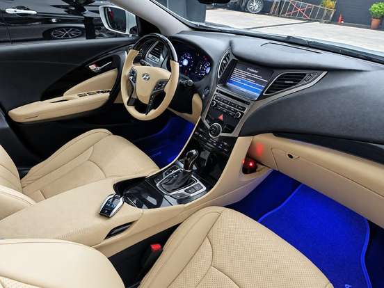HYUNDAI-AZERA-3.0 MPFI GLS V6 24V GASOLINA 4P AUTOMÁTICO HYUNDAI-AZERA-2015