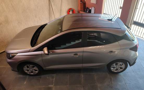 HYUNDAI-HB20-2023