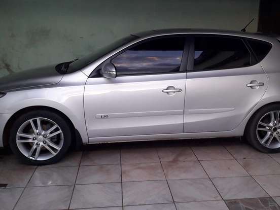 HYUNDAI-I30-2.0 MPI 16V GASOLINA 4P AUTOMÁTICO HYUNDAI-I30-2010