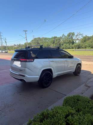 JEEP-COMMANDER-2.0 HURRICANE 4 TURBO GASOLINA BLACKHAWK AT9 JEEP-COMMANDER-2024