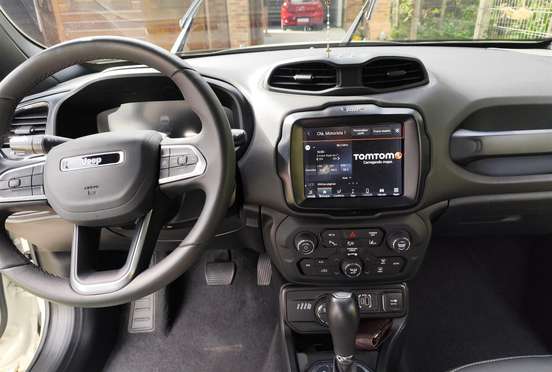 JEEP-RENEGADE-2024