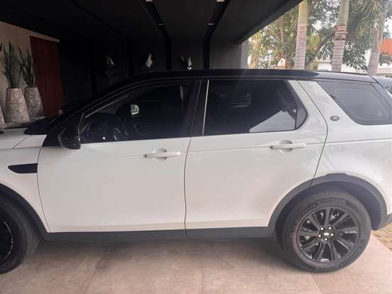 LAND ROVER-DISCOVERY SPORT-2015