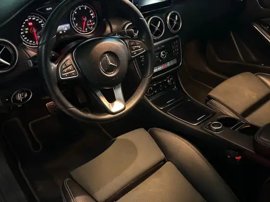 MERCEDES-BENZ-A 200-1.6 CGI FLEX 7G-DCT MERCEDES-BENZ-A 200-2017