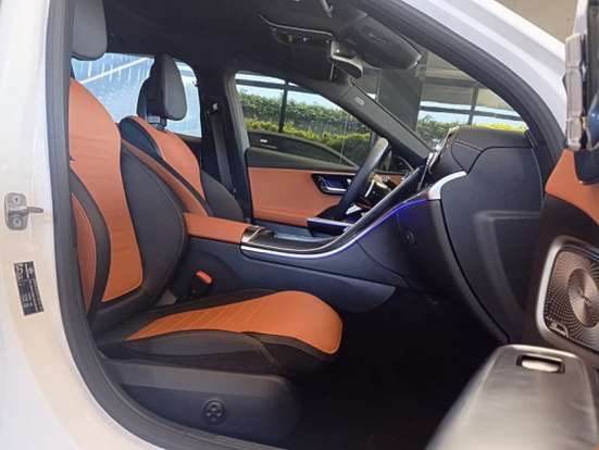 MERCEDES-BENZ-C 300-2026