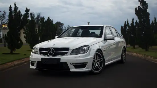 MERCEDES-BENZ-C 63 AMG-6.2 V8 GASOLINA MCT MERCEDES-BENZ-C 63 AMG-2013