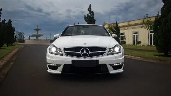 MERCEDES-BENZ-C 63 AMG-6.2 V8 GASOLINA MCT MERCEDES-BENZ-C 63 AMG-2013