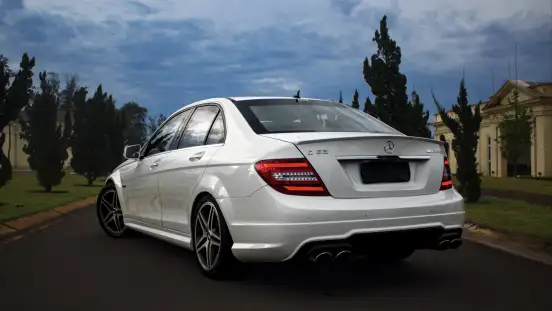 MERCEDES-BENZ-C 63 AMG-6.2 V8 GASOLINA MCT MERCEDES-BENZ-C 63 AMG-2013