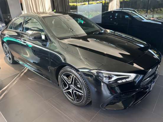 MERCEDES-BENZ-CLA 200-2023