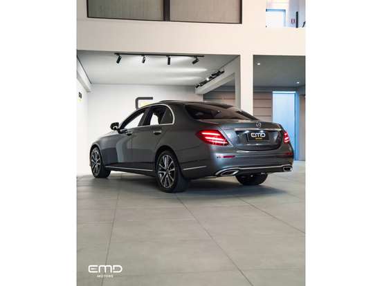 MERCEDES-BENZ-E 250-2.0 CGI GASOLINA EXCLUSIVE 9G-TRONIC MERCEDES-BENZ-E 250-2018