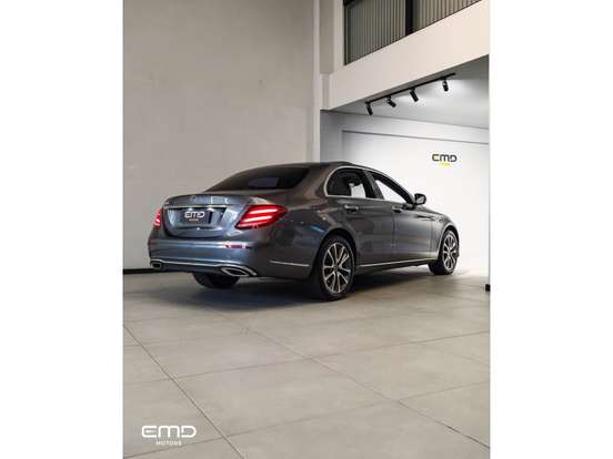 MERCEDES-BENZ-E 250-2018