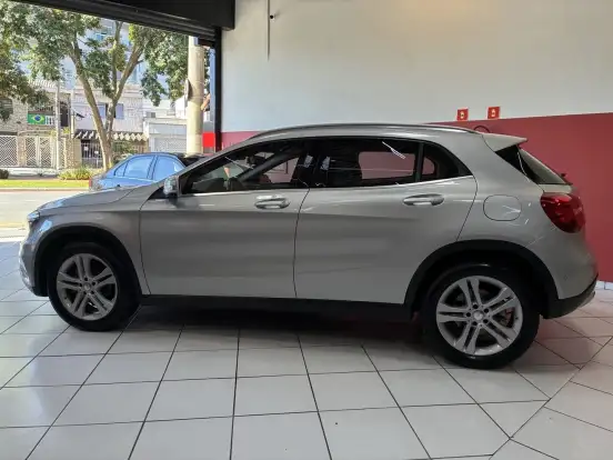 MERCEDES-BENZ-GLA 200-1.6 CGI STYLE 16V TURBO FLEX 4P AUTOMÁTICO MERCEDES-BENZ-GLA 200-2016