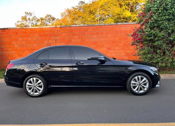 MERCEDES-BENZ C 180 1.6 CGI GASOLINA AVANTGARDE 9G-TRONIC