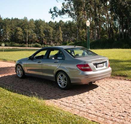 MERCEDES-BENZ-C 180-1.8 CGI CLASSIC 16V TURBO GASOLINA 4P AUTOMÁTICO MERCEDES-BENZ-C 180-2011