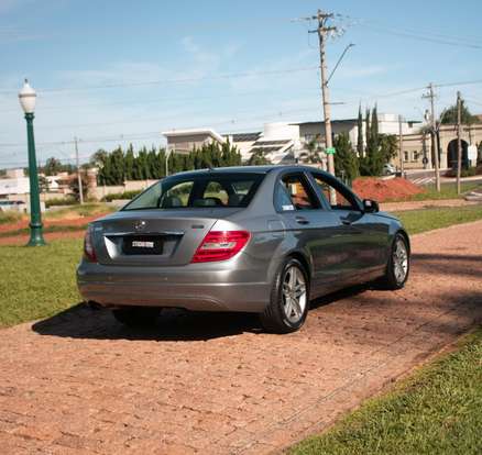 MERCEDES-BENZ-C 180-1.8 CGI CLASSIC 16V TURBO GASOLINA 4P AUTOMÁTICO MERCEDES-BENZ-C 180-2011