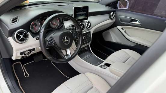 MERCEDES-BENZ-GLA 200-1.6 CGI ADVANCE 16V TURBO FLEX 4P AUTOMÁTICO MERCEDES-BENZ-GLA 200-2015