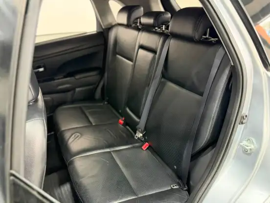 MITSUBISHI-ASX-2011