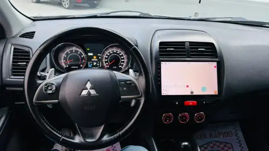 MITSUBISHI-ASX-2014
