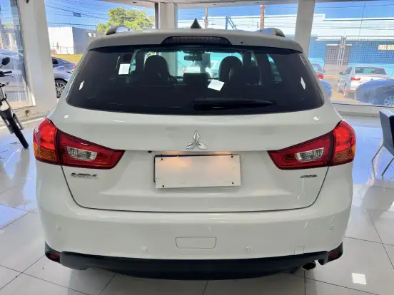 MITSUBISHI-ASX-2014