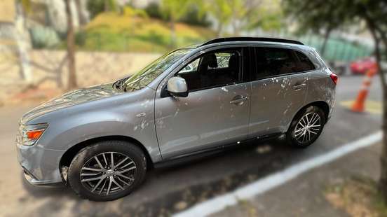 MITSUBISHI-ASX-2017