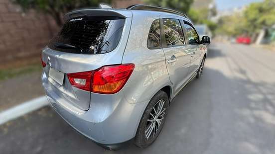 MITSUBISHI-ASX-2017