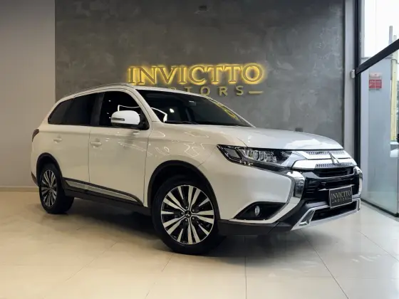 MITSUBISHI OUTLANDER 2.0 MIVEC GASOLINA HPE AUTOMÁTICO