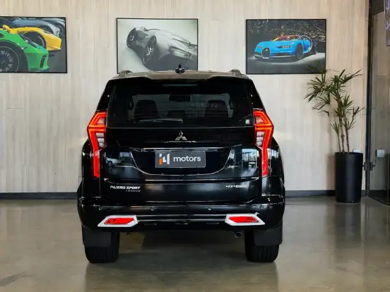 MITSUBISHI-PAJERO SPORT-2.4 16V MIVEC TURBO DIESEL LEGEND AWD AUTOMÁTICO MITSUBISHI-PAJERO SPORT-2023
