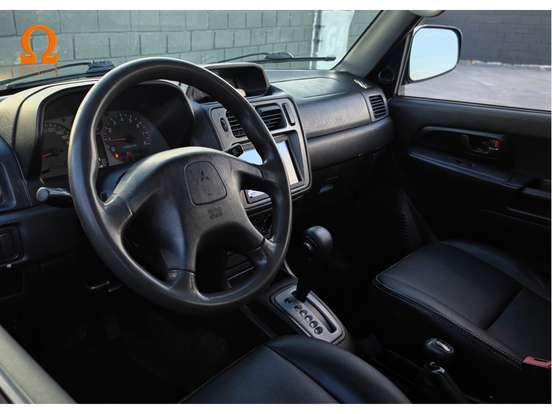 MITSUBISHI-PAJERO TR4-2007