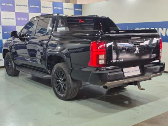 MITSUBISHI-TRITON-2.4 BITURBO DIESEL CD KATANA 4X4 AUTOMÁTICO MITSUBISHI-TRITON-2025
