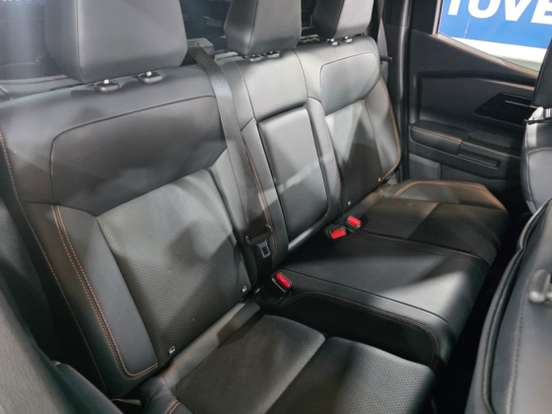 MITSUBISHI-TRITON-2025