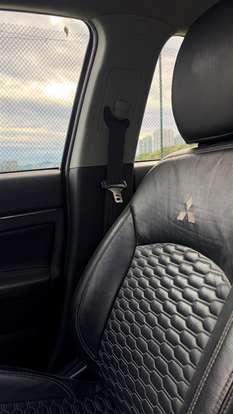 MITSUBISHI-ASX-2014