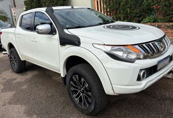 MITSUBISHI-L200 TRITON-2021