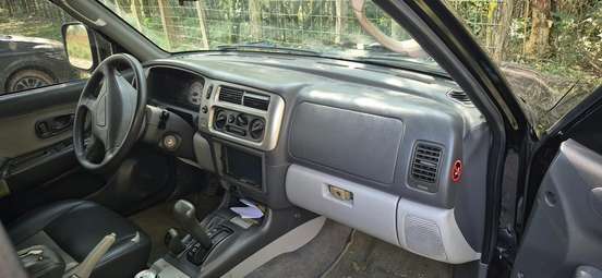 MITSUBISHI-PAJERO-2006