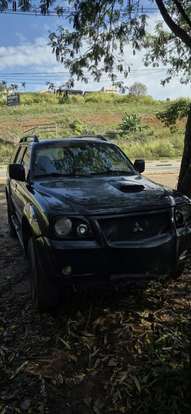 MITSUBISHI-PAJERO-2006