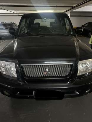 MITSUBISHI-PAJERO-2004