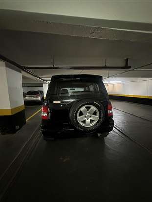 MITSUBISHI-PAJERO-2004