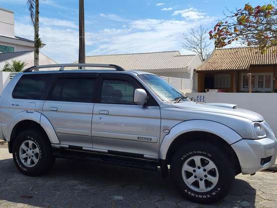 MITSUBISHI-PAJERO SPORT-2.5 HPE 4X4 8V TURBO INTERCOOLER DIESEL 4P AUTOMÁTICO MITSUBISHI-PAJERO SPORT-2009