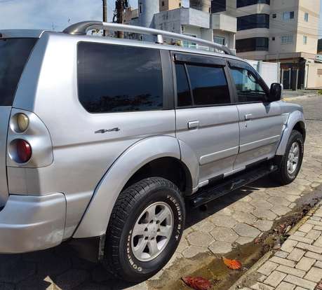 MITSUBISHI-PAJERO SPORT-2009