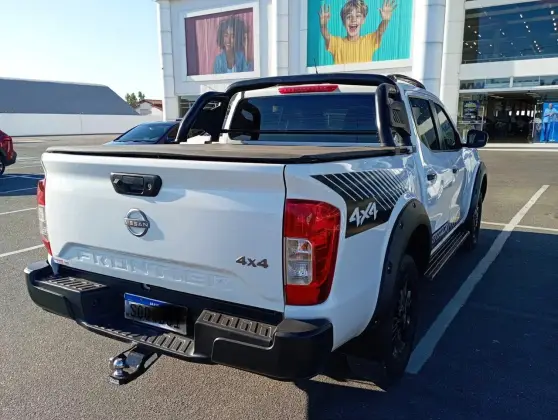 NISSAN FRONTIER 2.3 16V TURBO DIESEL ATTACK CD 4X4 AUTOMÁTICO