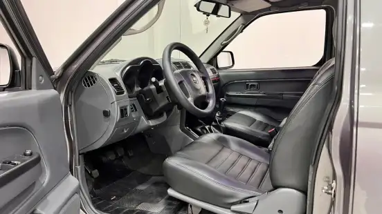 NISSAN-FRONTIER-2003
