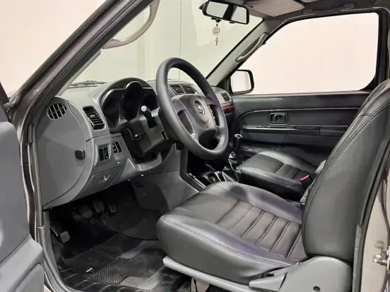 NISSAN-FRONTIER-2.8 XE 4X2 CS TURBO ELETRONIC DIESEL 2P MANUAL NISSAN-FRONTIER-2003