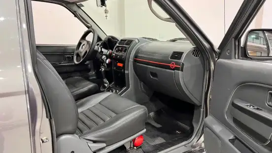 NISSAN-FRONTIER-2003