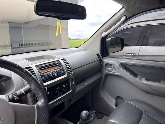 NISSAN-FRONTIER-2009
