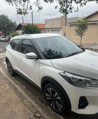 NISSAN-KICKS-2023