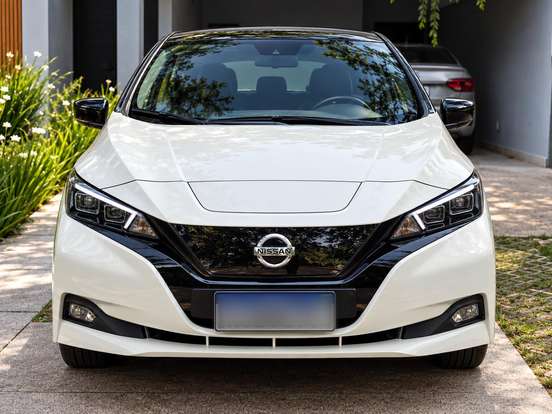 NISSAN-LEAF-B12P 40 ELÉTRICO NISSAN-LEAF-2022